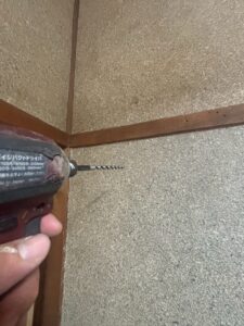 シロアリ駆除工事 薬剤注入