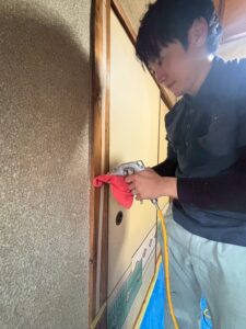 シロアリ駆除工事 薬剤注入